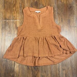 Mine rust brown V-neck waffle knit sleeveless blouse SMALL